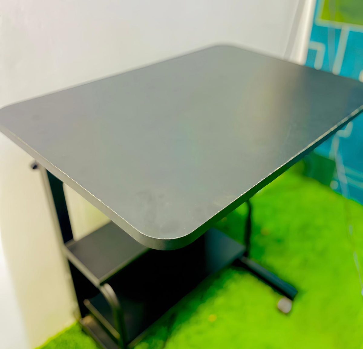 DOUBLE LAYER ADJUSTABLE READING TABLE - Image 3